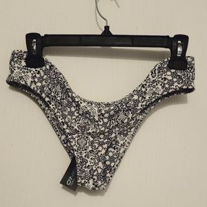 BNWT BIKINI BOTTOMS O'NEILL SIZE XL